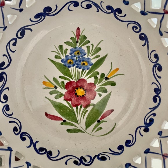 Hand Painted Open Lace Ceramic Bowl Portugal RCCL 586 signed MN - Picture 10 of 10